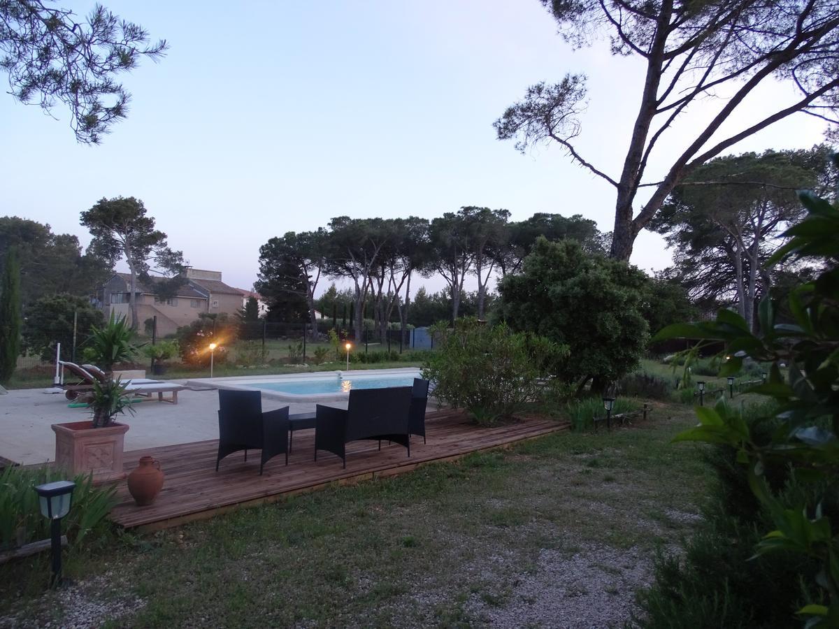 La Coudouliere Hotell Saint-Rémy-de-Provence Exteriör bild