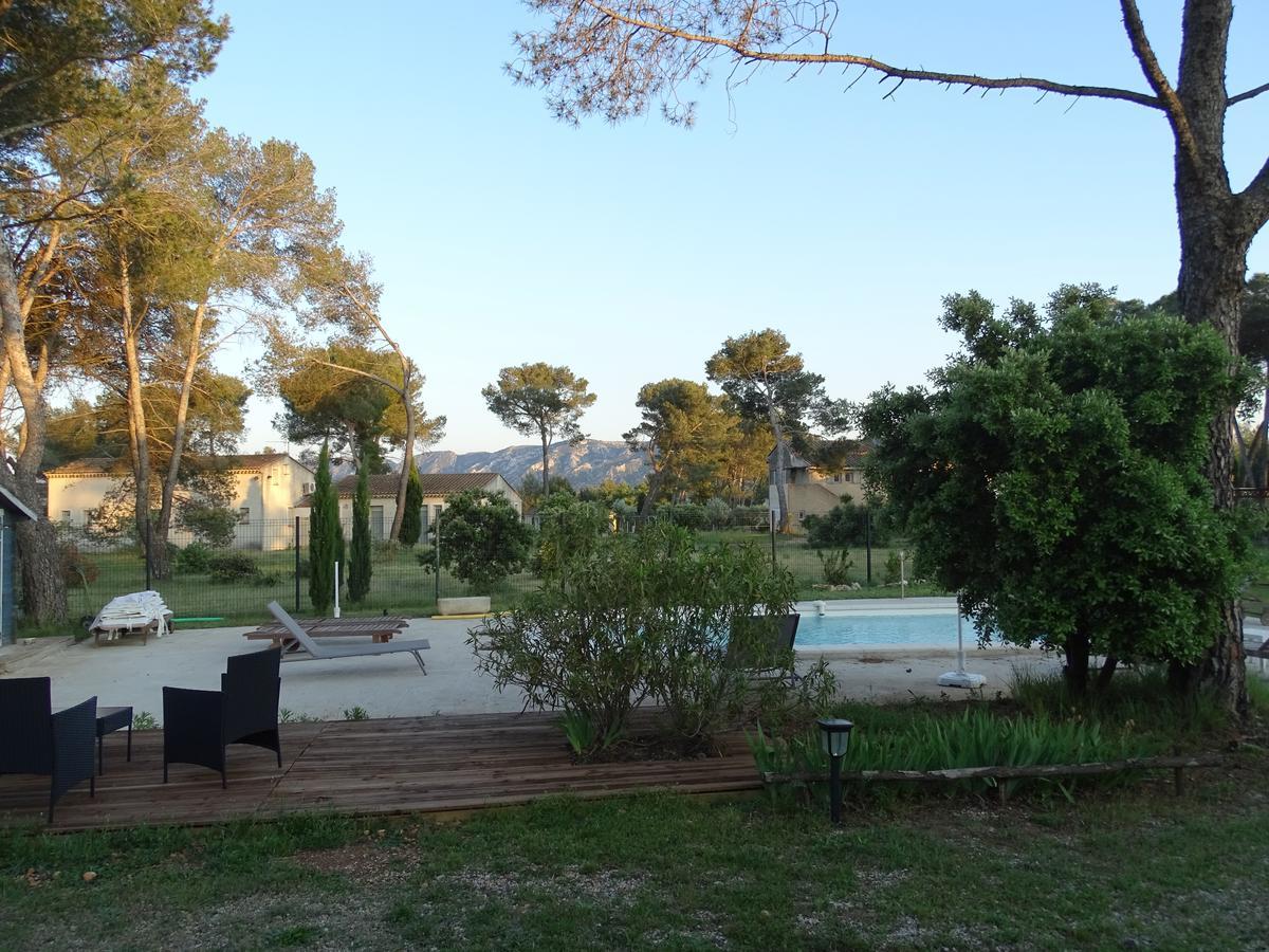 La Coudouliere Hotell Saint-Rémy-de-Provence Exteriör bild