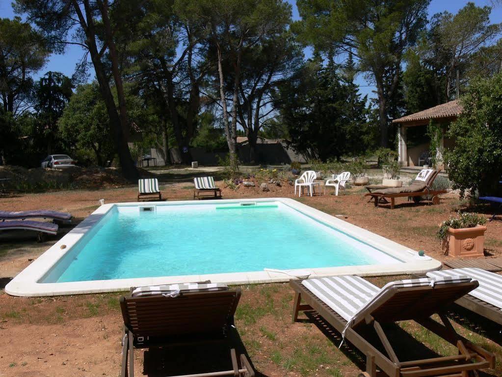 La Coudouliere Hotell Saint-Rémy-de-Provence Exteriör bild